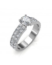 The Amyra Engagement Ring