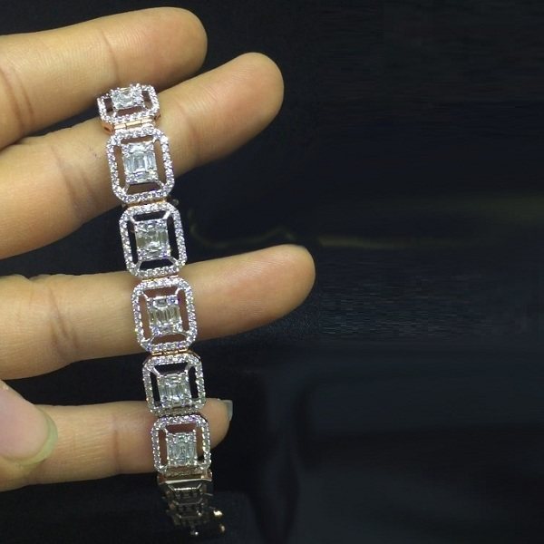 emerald shape And Round diamond bracelet