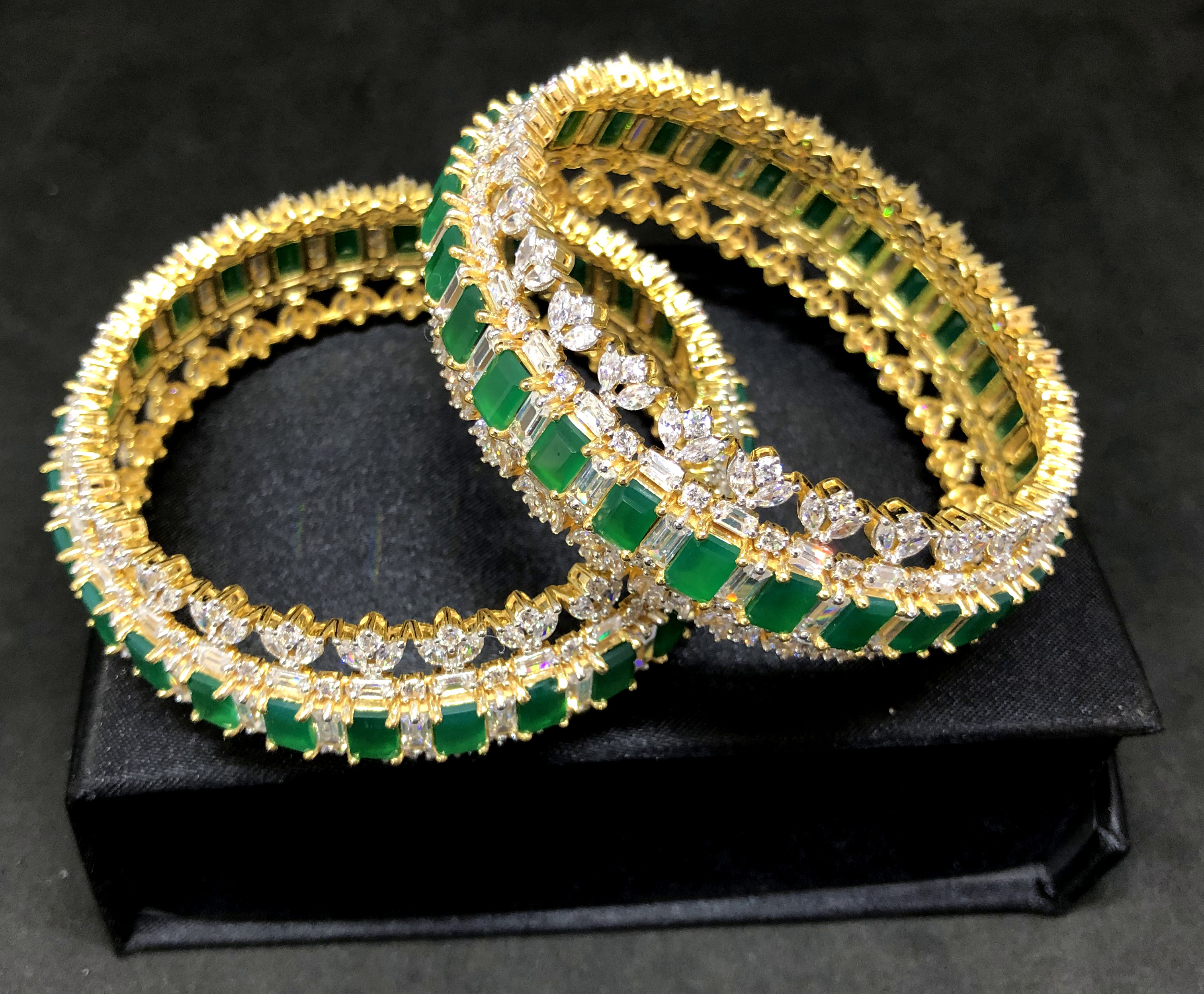 Women's Gemstone Bangle